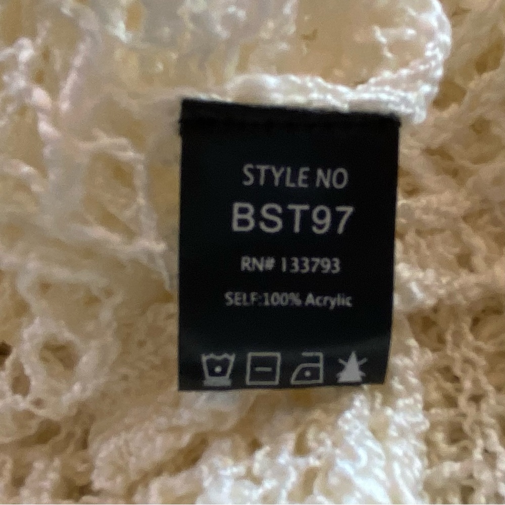 Closet Chic Small Crocheted Lace Cover Up - Picture 8 of 8